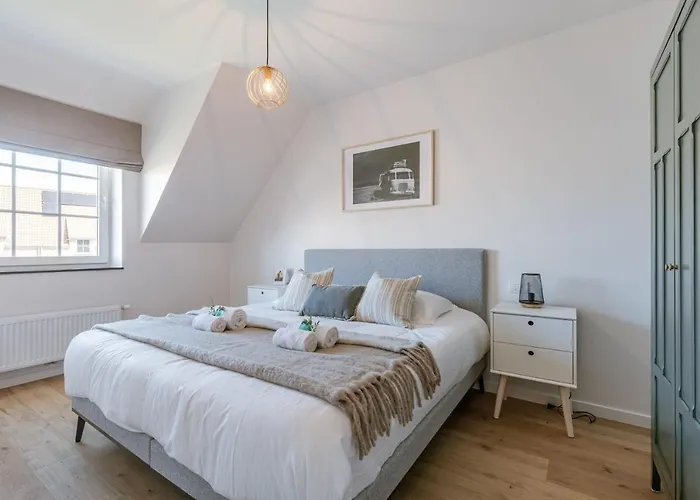 Ferienhaus Huswell - Modern House Julie With Spacious Garden And Garage *