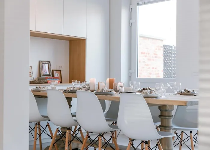 Ferienhaus Huswell - Modern House Julie With Spacious Garden And Garage *