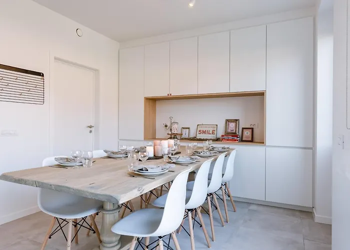 Ferienhaus Huswell - Modern House Julie With Spacious Garden And Garage