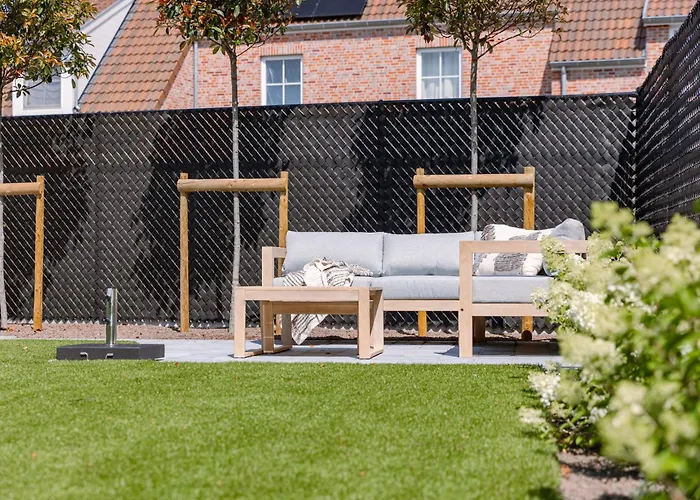 Huswell - Modern House Julie With Spacious Garden And Garage